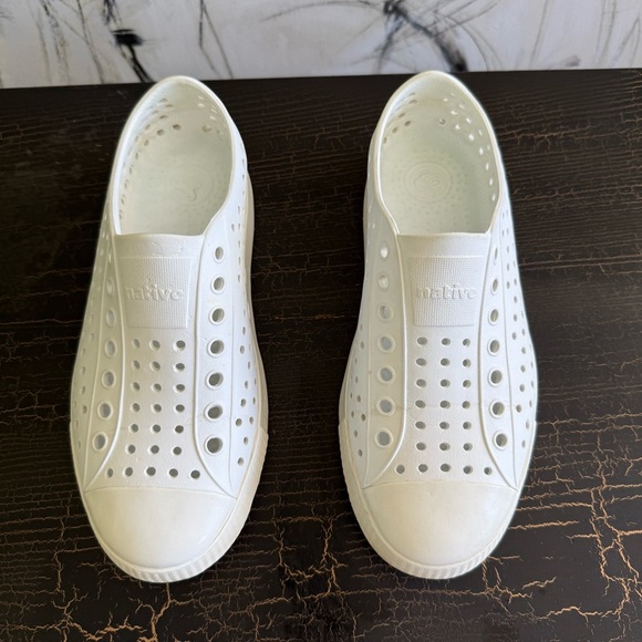 Native Shoes Women's Classic White Slip-On Sneakers - Picture 3 of 9
